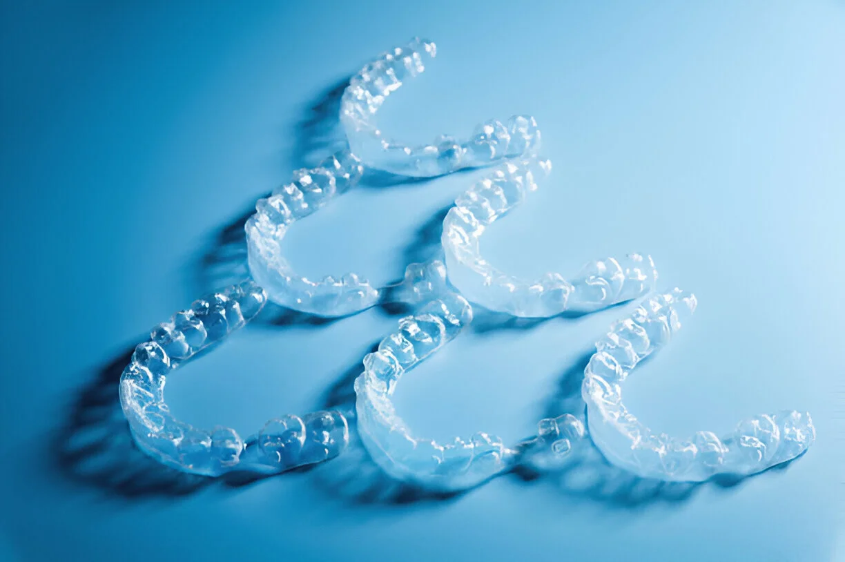 invisible aligner for teeth strengthening
